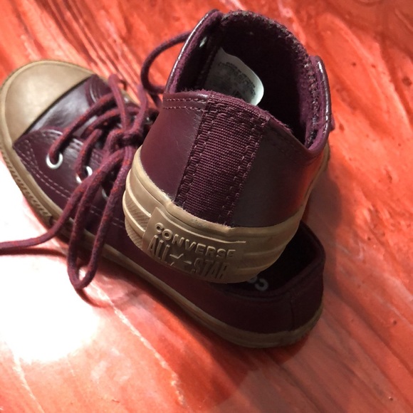 Coverse all star sneaker size 12 toddler purple color - Picture 4 of 6